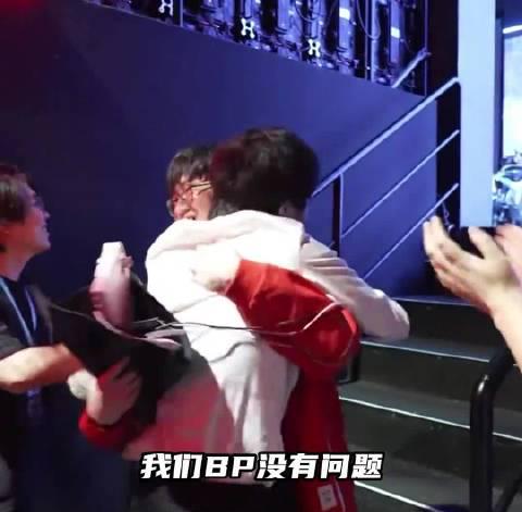 海外华人看不了LOL比赛急疯了？这3招教你秒解微博地区限制