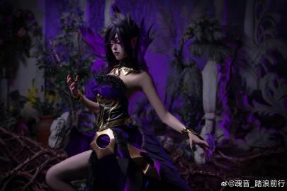 《英雄联盟同人创作海外受限？实测Sixfast一键解锁微博B站追更指南》