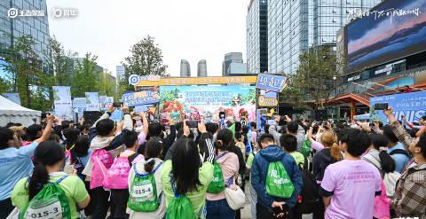 海外玩不了《王者荣耀》？三招教你解除地区限制，畅享十周年庆典！