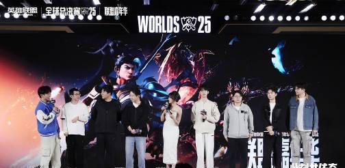 刷到海外闺蜜凌晨三点发来的嘉年华直播截图，我才发现：原来距离从不是问题，卡顿才是