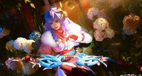 在海外刷到国服游戏更新，我连夜翻出压箱底的手办，这波回忆杀谁懂？