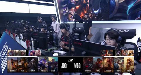 在海外熬夜看LPL资格赛卡成PPT?我试了3招,终于能流畅追JDG对战WBG了
